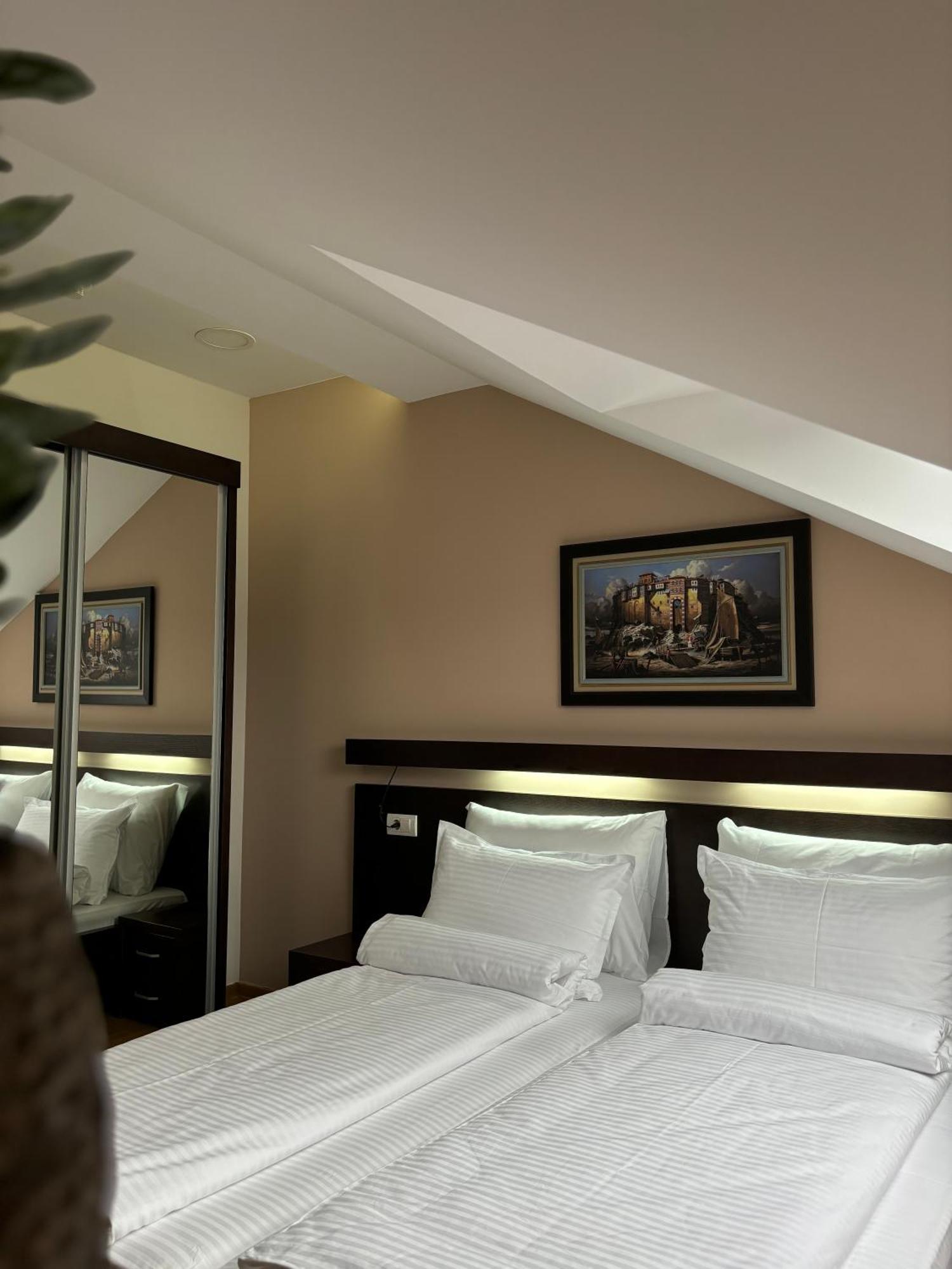 Bed and Breakfast Atrium Сремска-Митровица Экстерьер фото